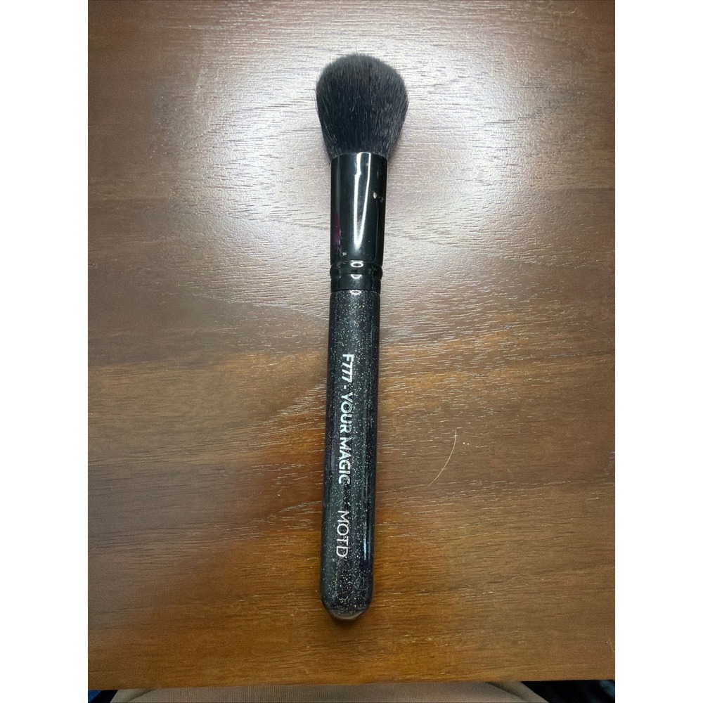 New MOTD F777 Your Magic Makeup Brush